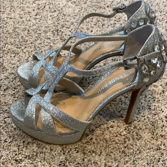 Gianni Bini platform shoes - Picture 4 of 5